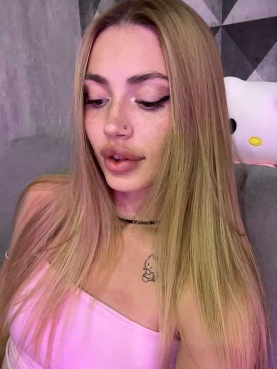 Elizabeth_Tay