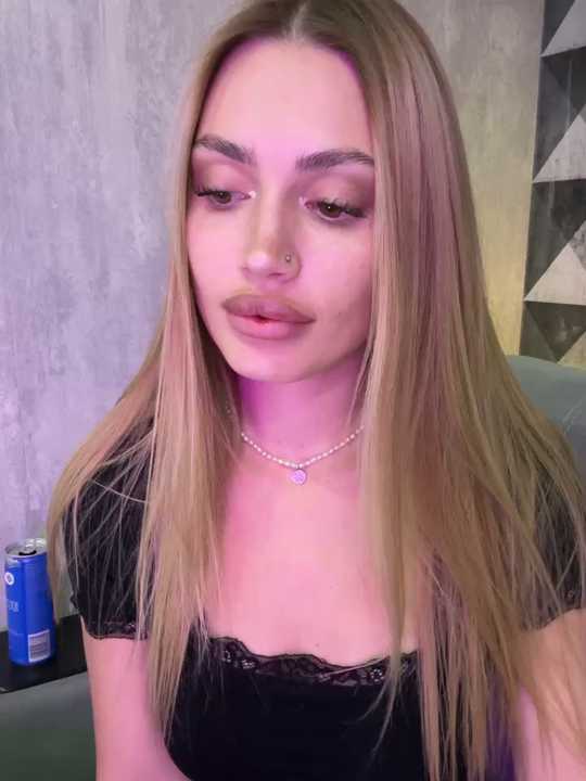 Elizabeth_Tay