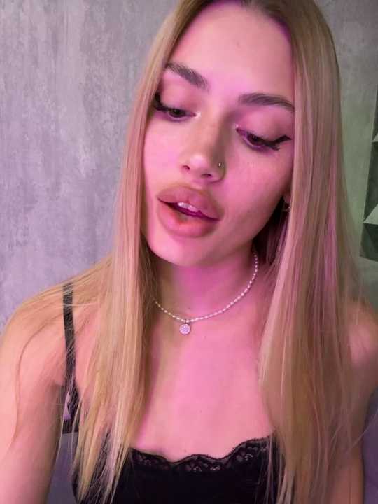 Elizabeth_Tay