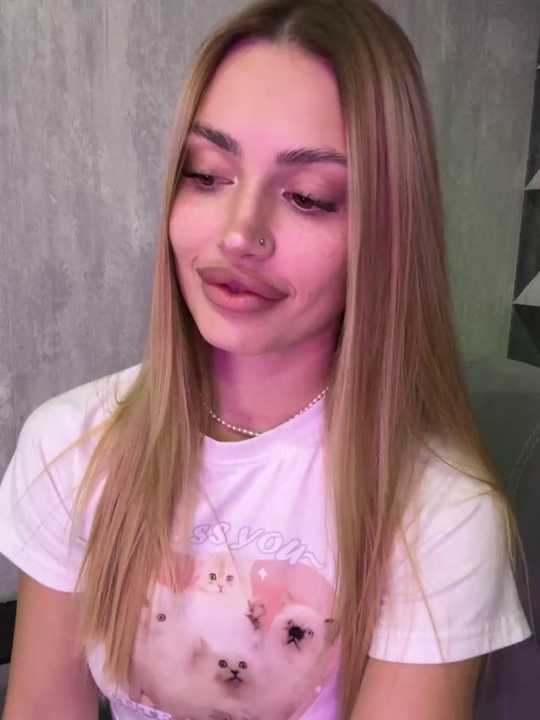 Elizabeth_Tay cam recording