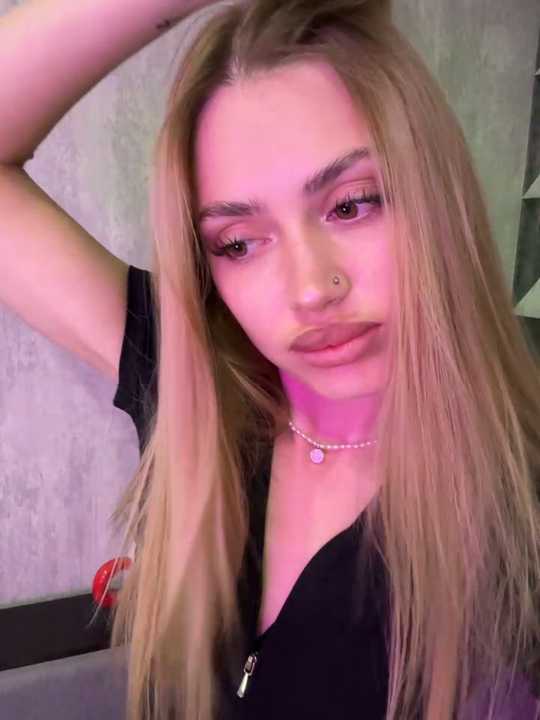 Elizabeth_Tay