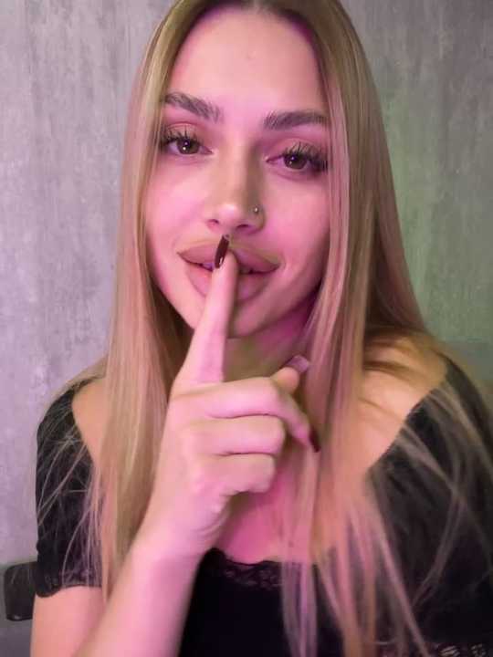 Elizabeth_Tay
