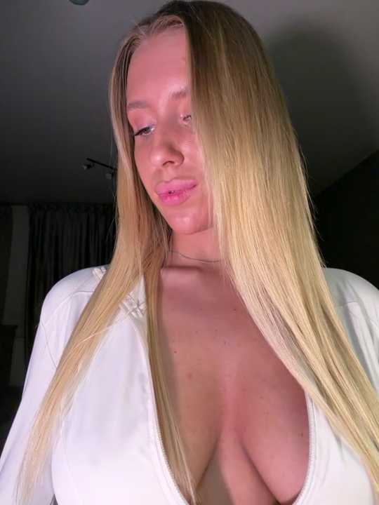 Elizebeth_Parker Stripchat recording – Oct 23, 2026