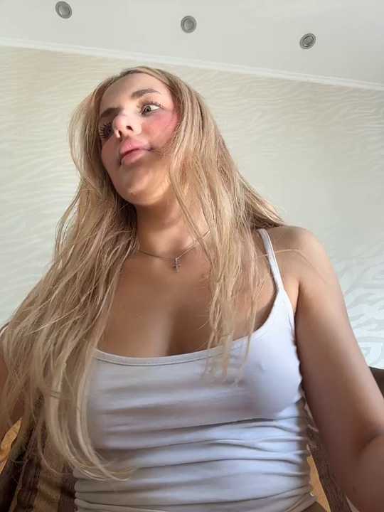 EllaBaby18 cam recording