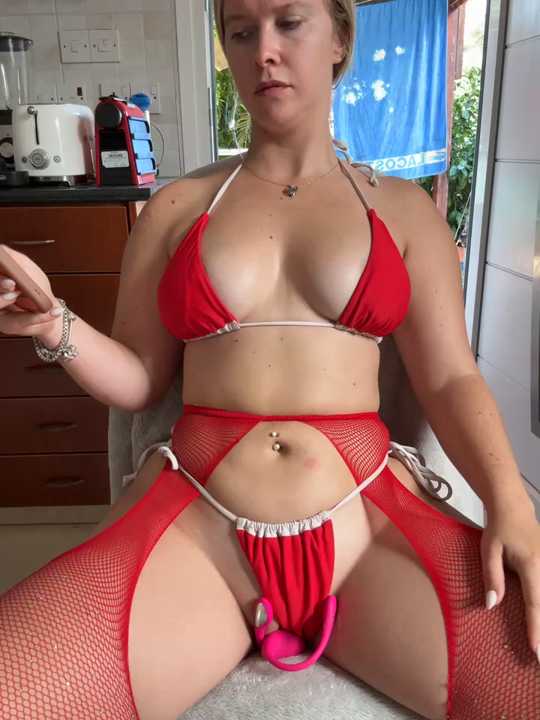 Ellie-rosee cam recording