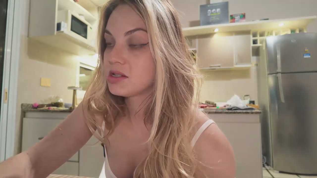 Elnonoykeila77