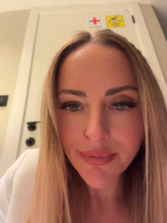 EmaSalis Stripchat recording – Oct 20, 2026