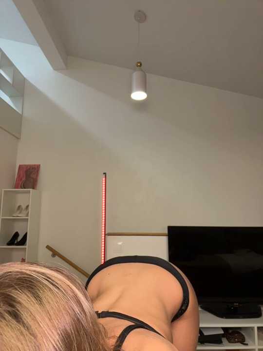 Emeli_Blur cam recording
