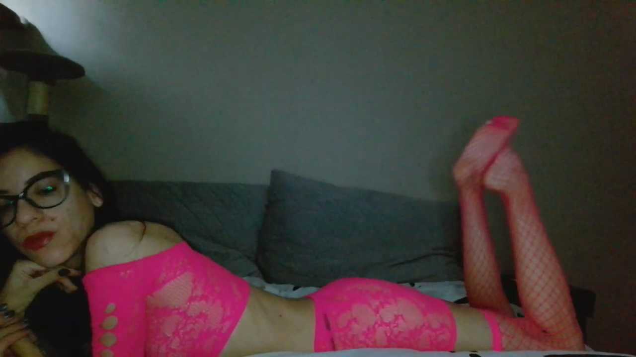 EmiliaXxx2 cam recording