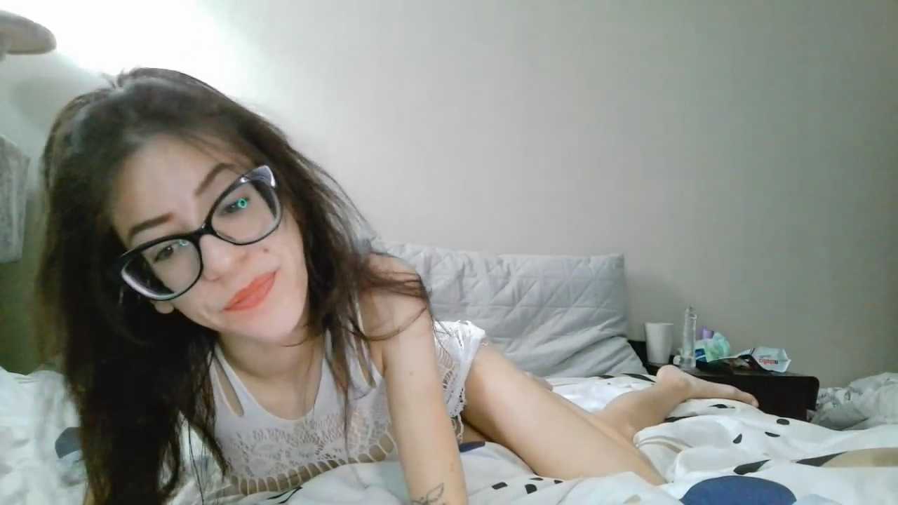 EmiliaXxx2