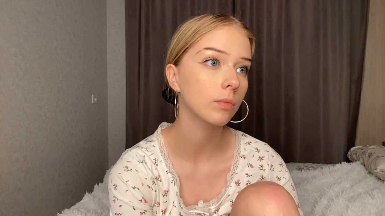 EmilyMint cam recording