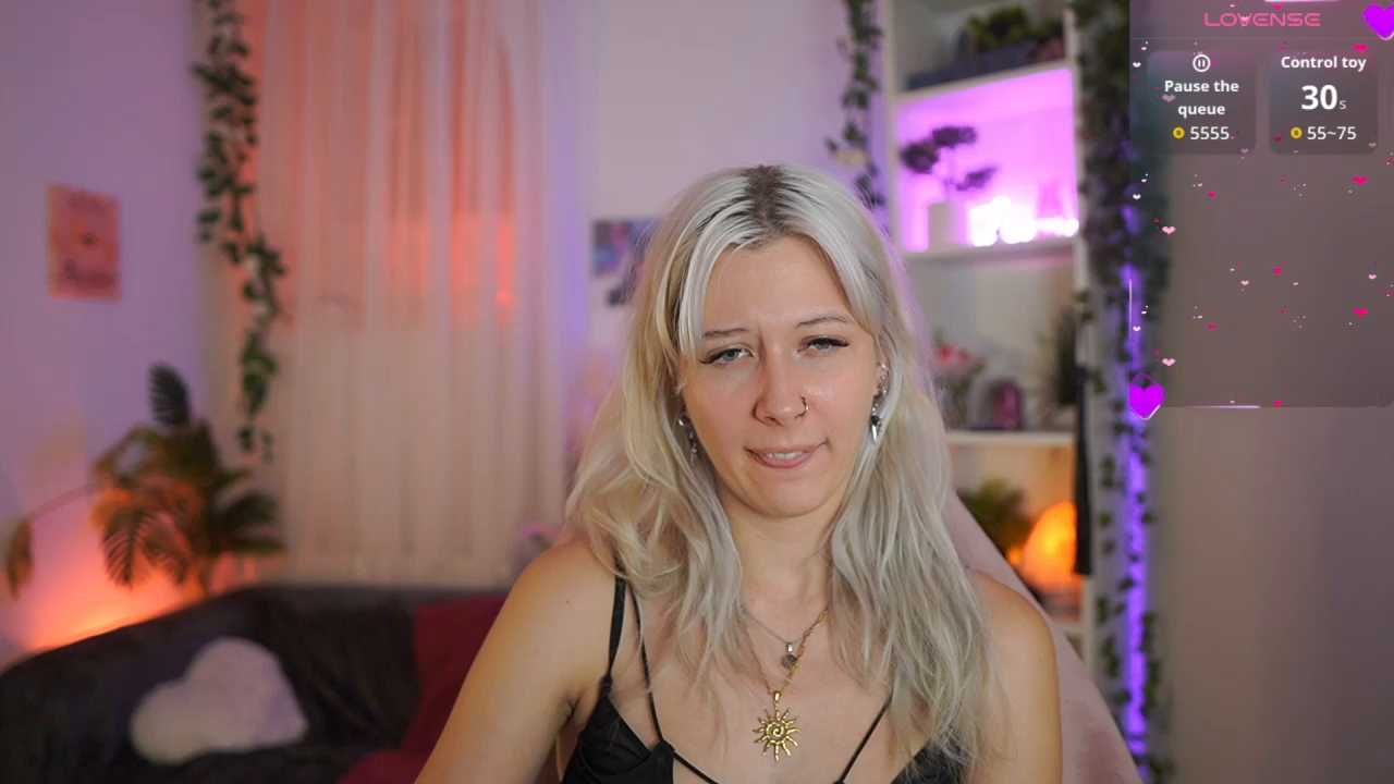 EmilySwann_ cam recording