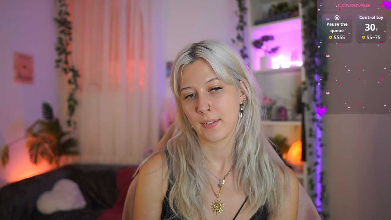 EmilySwann_ cam recording