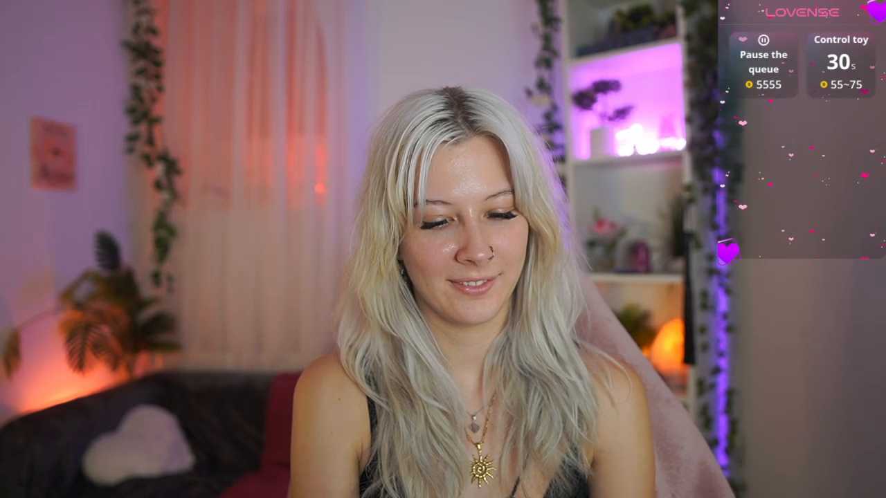 EmilySwann_ cam recording