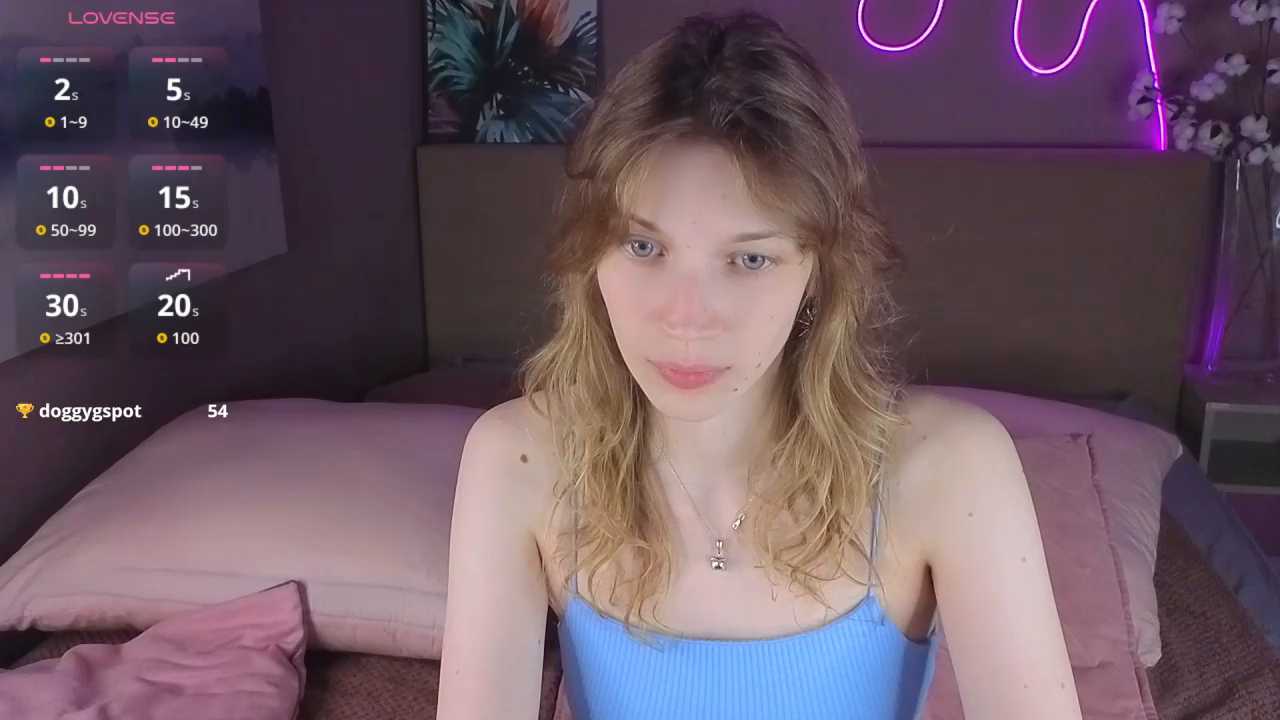 Emily_Cartex