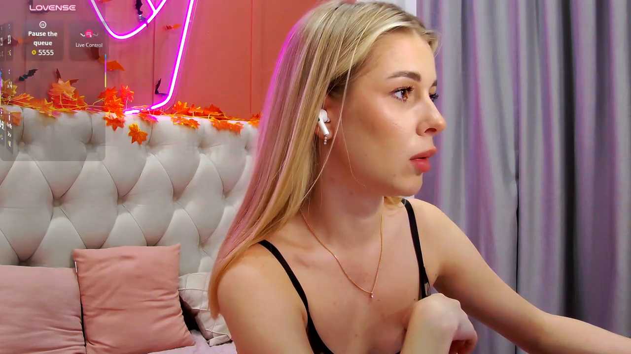 Emily_Magnificent Stripchat recording – Oct 22, 2026