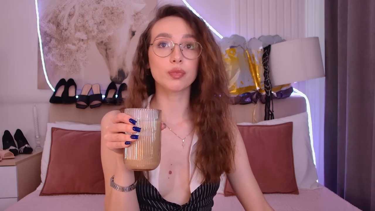 Emily_Simon cam recording
