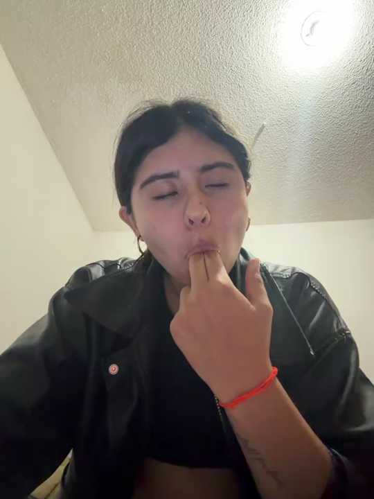 Emily_blossom_ cam recording