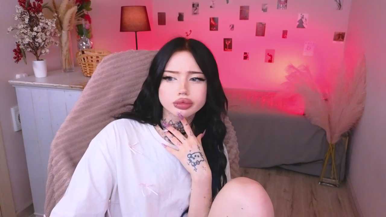 Emma_Kirks cam recording