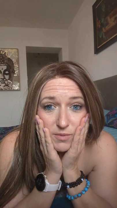Emmas-Little-SecretXX cam recording