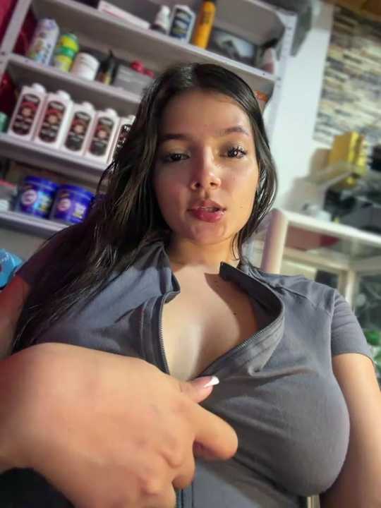 EmmiiGlow cam recording