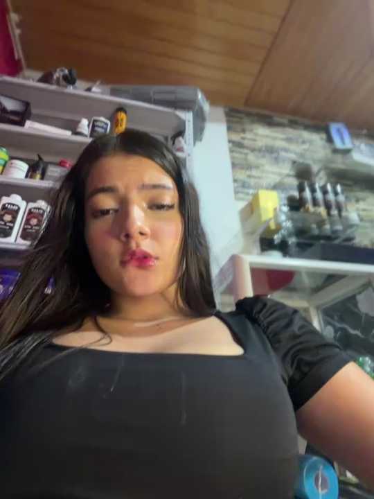 EmmiiGlow cam recording