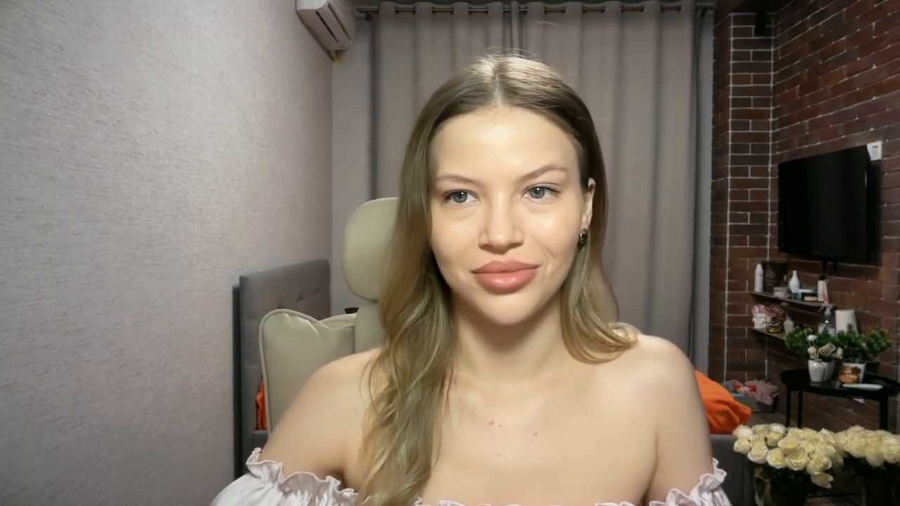 EmmyMills