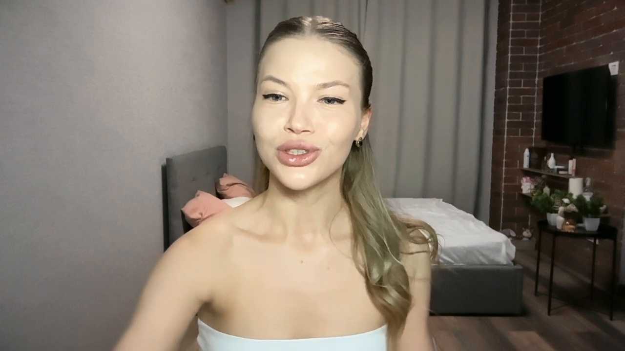 EmmyMills