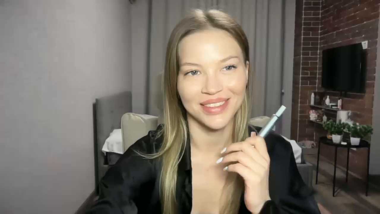 EmmyMills cam recording
