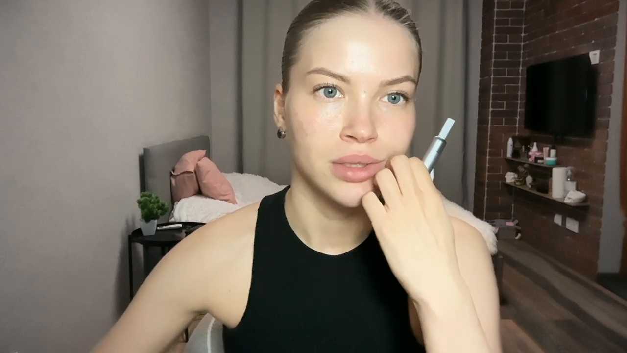 EmmyMills cam recording