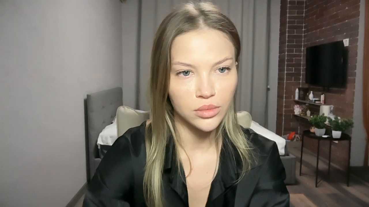 EmmyMills