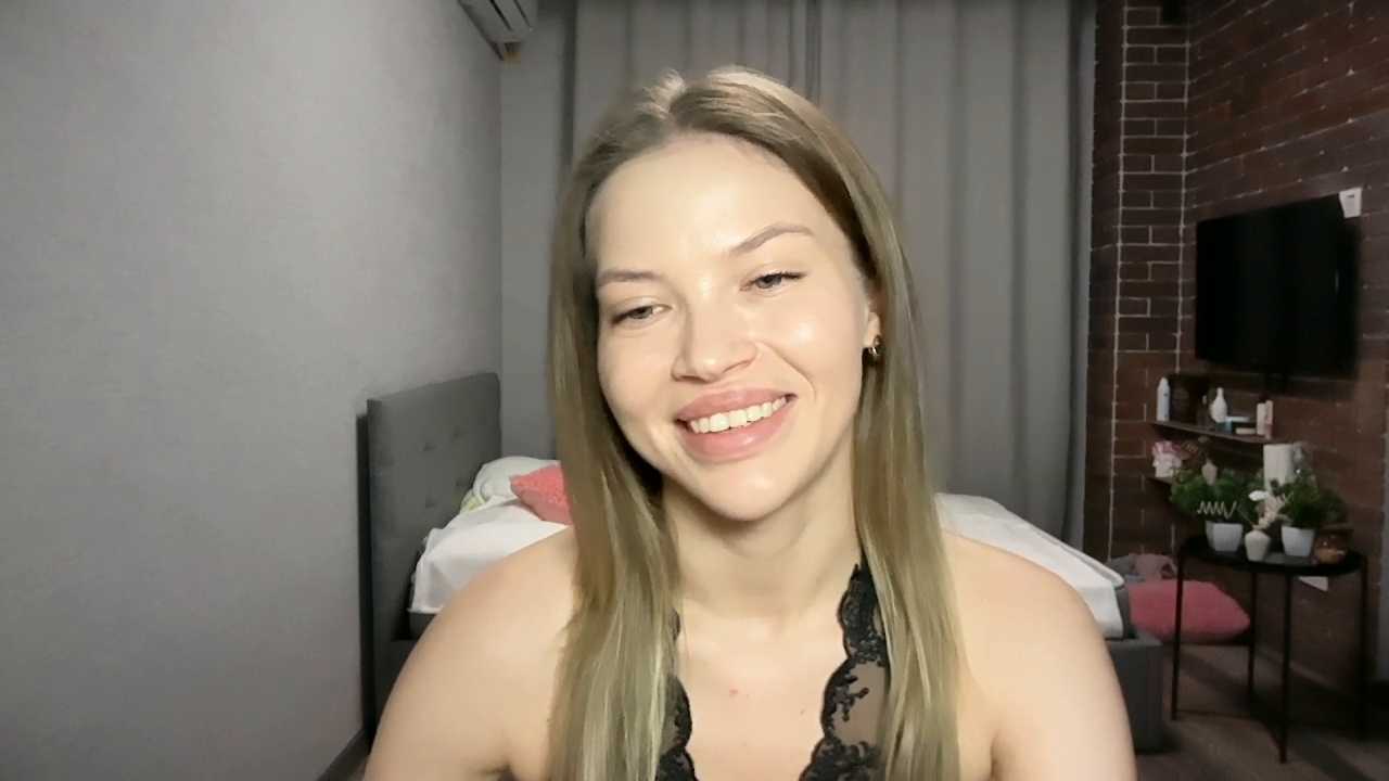 EmmyMills