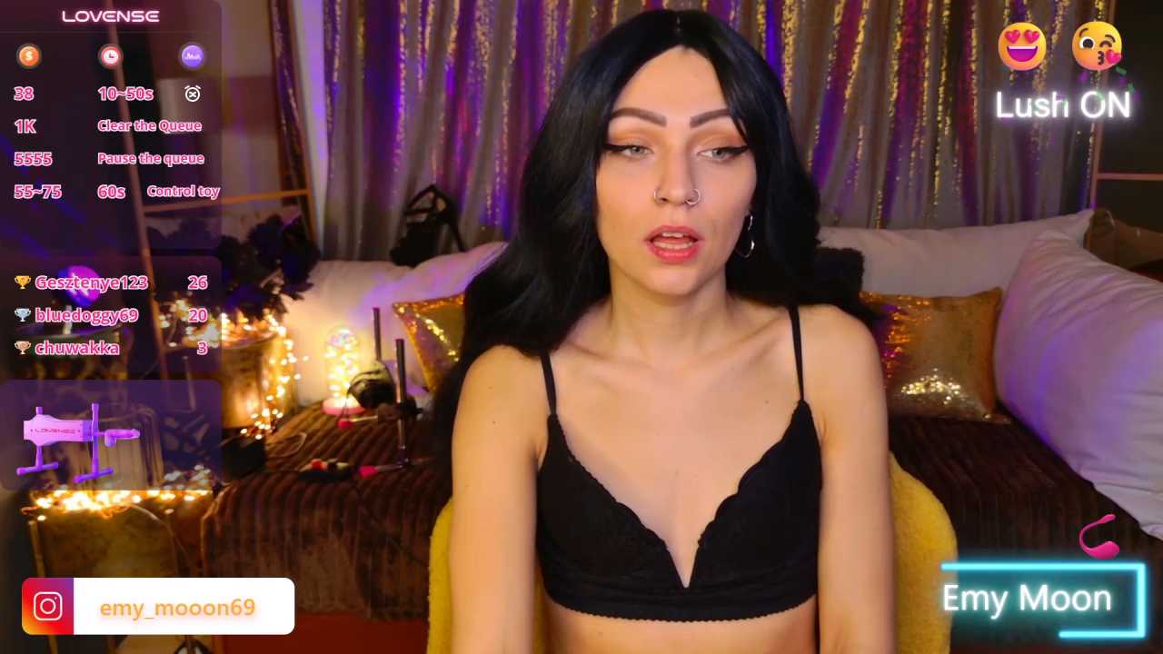 Emy_Mooon Stripchat recording – Oct 26, 2026