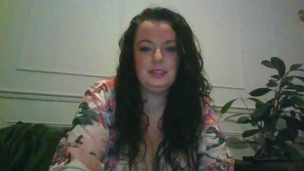 Enchanting-Elena cam recording