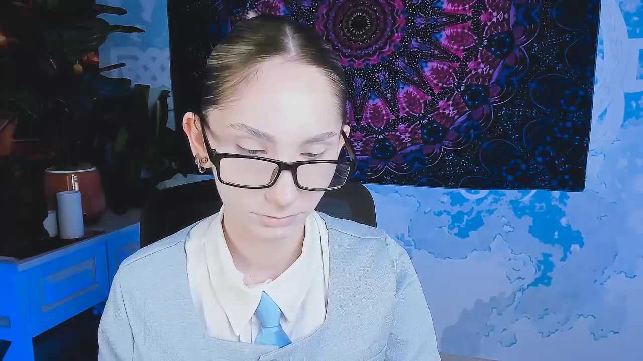 ErikaStroin Stripchat recording – Oct 14, 2026