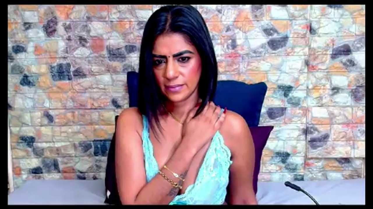 EroticSexyStripper cam recording