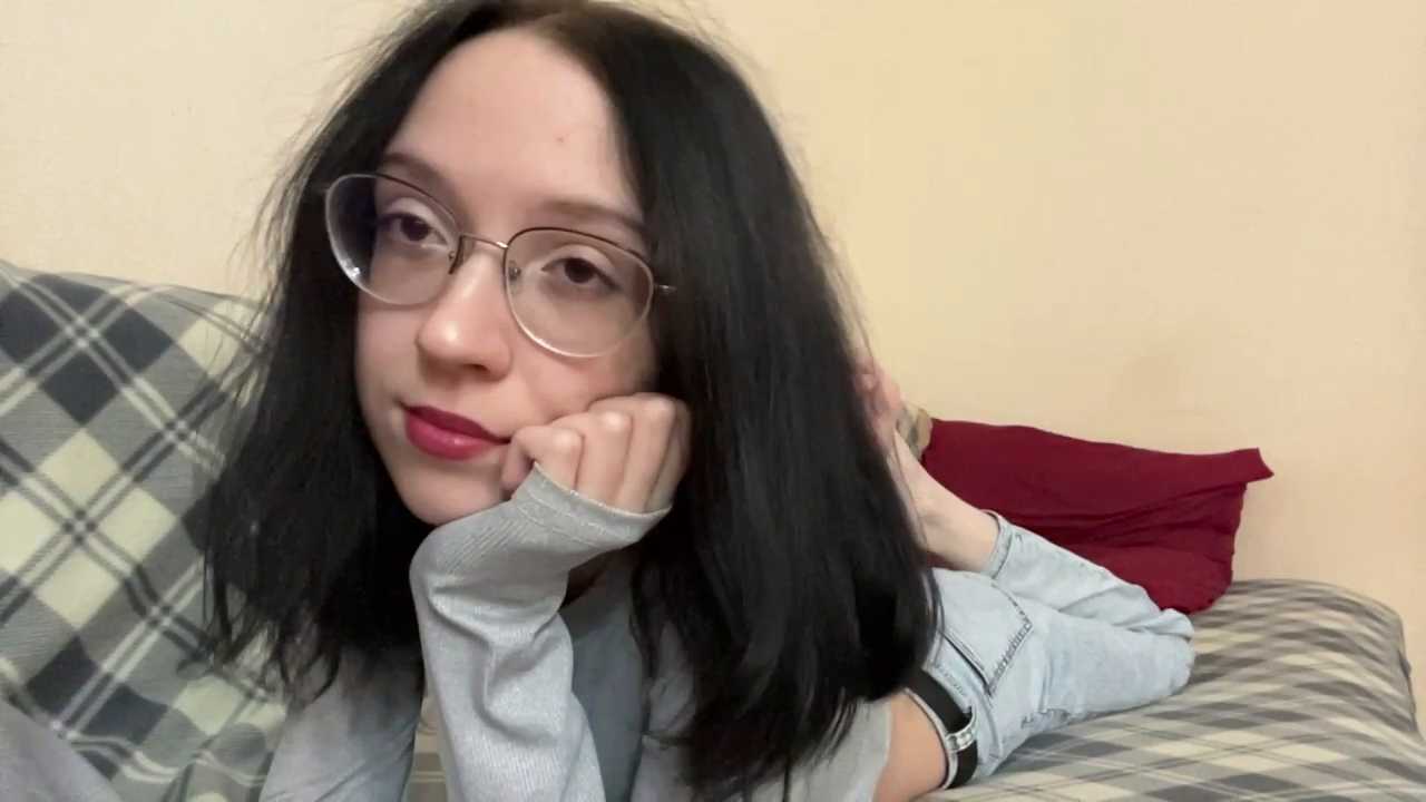 EvaRavelle cam recording