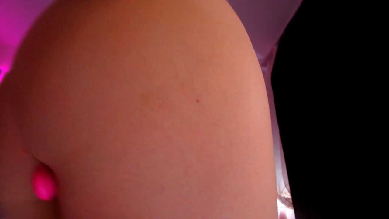 Eva_Davi cam recording