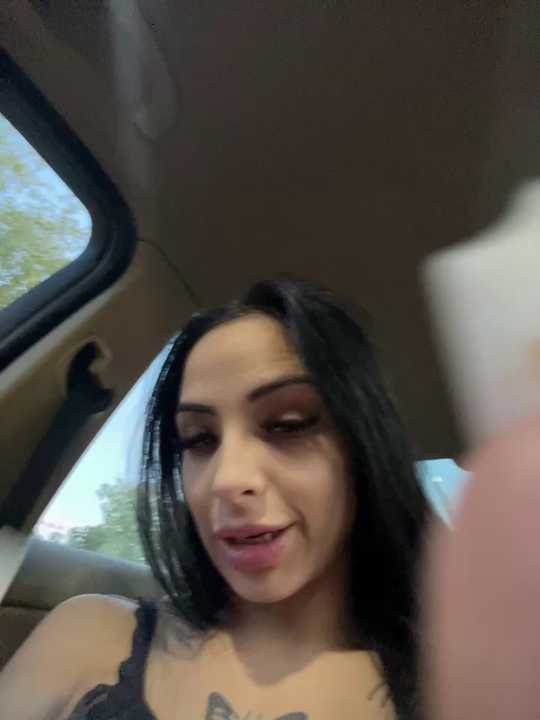 Evelin199 Stripchat recording – Oct 18, 2026