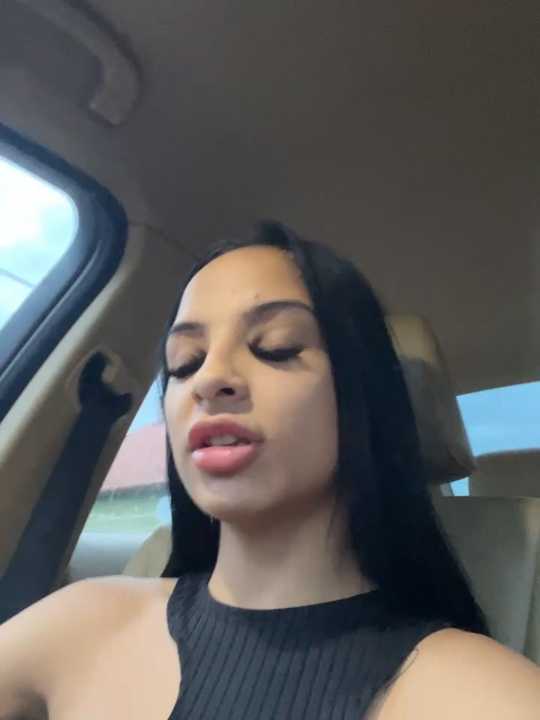 Evelin199 Stripchat recording – Oct 21, 2026