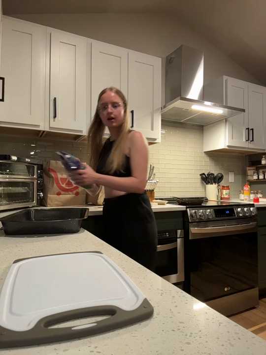 Evelunnyy