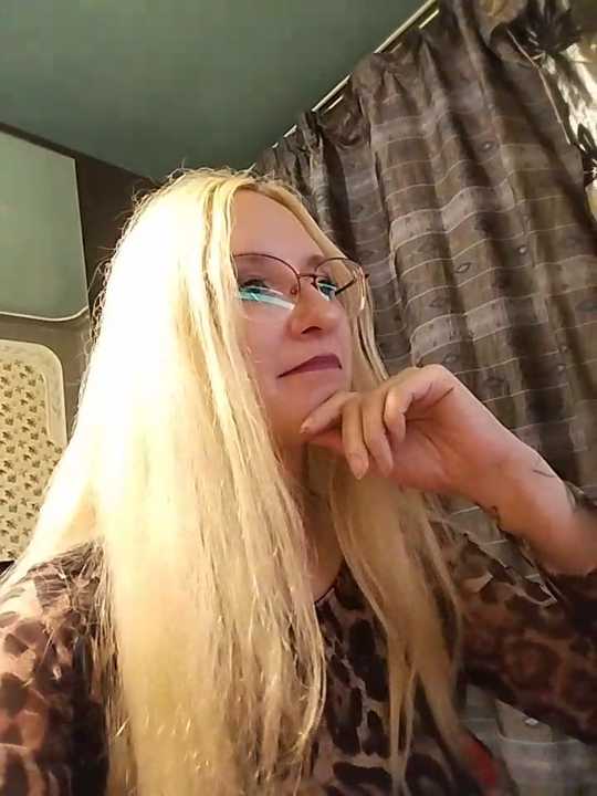 Evelyn_Harris