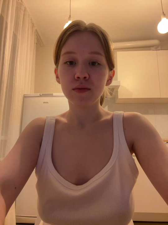 Evie_Wayne