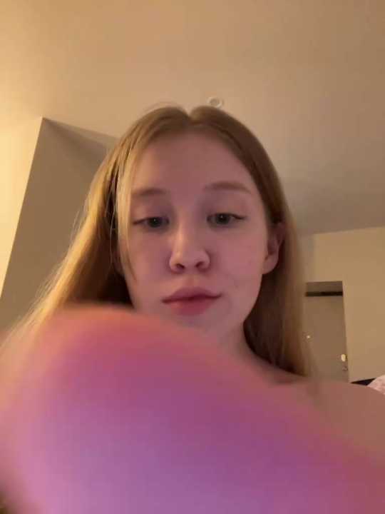 Evie_Wayne cam recording
