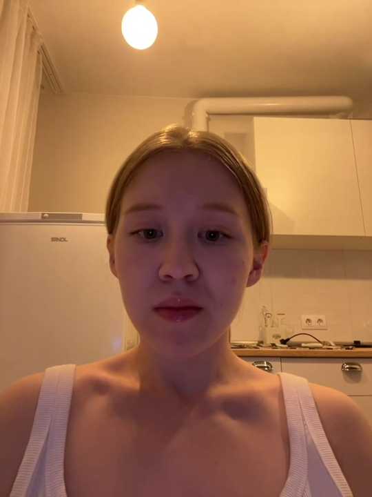 Evie_Wayne