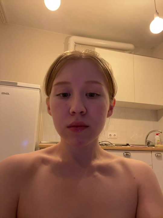 Evie_Wayne Stripchat recording – Oct 21, 2026