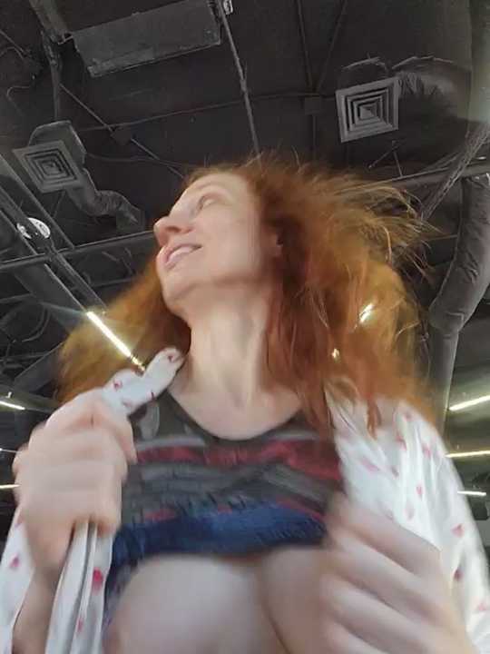 Exhibitionsplit cam recording