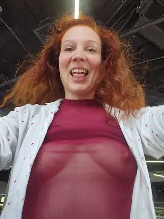 Exhibitionsplit Stripchat recording – Oct 14, 2026