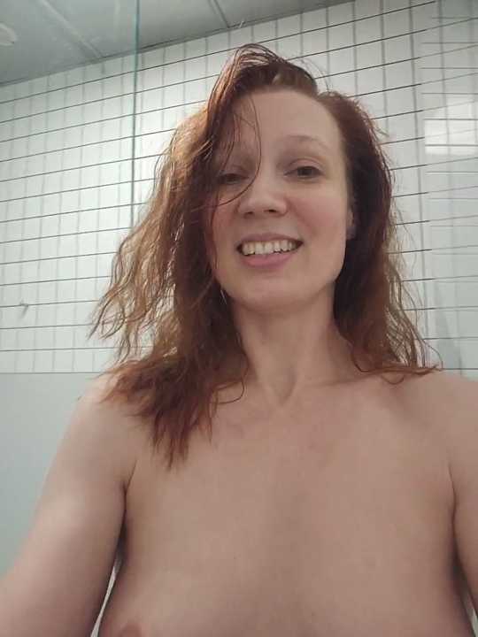 Exhibitionsplit Stripchat recording – Oct 25, 2026