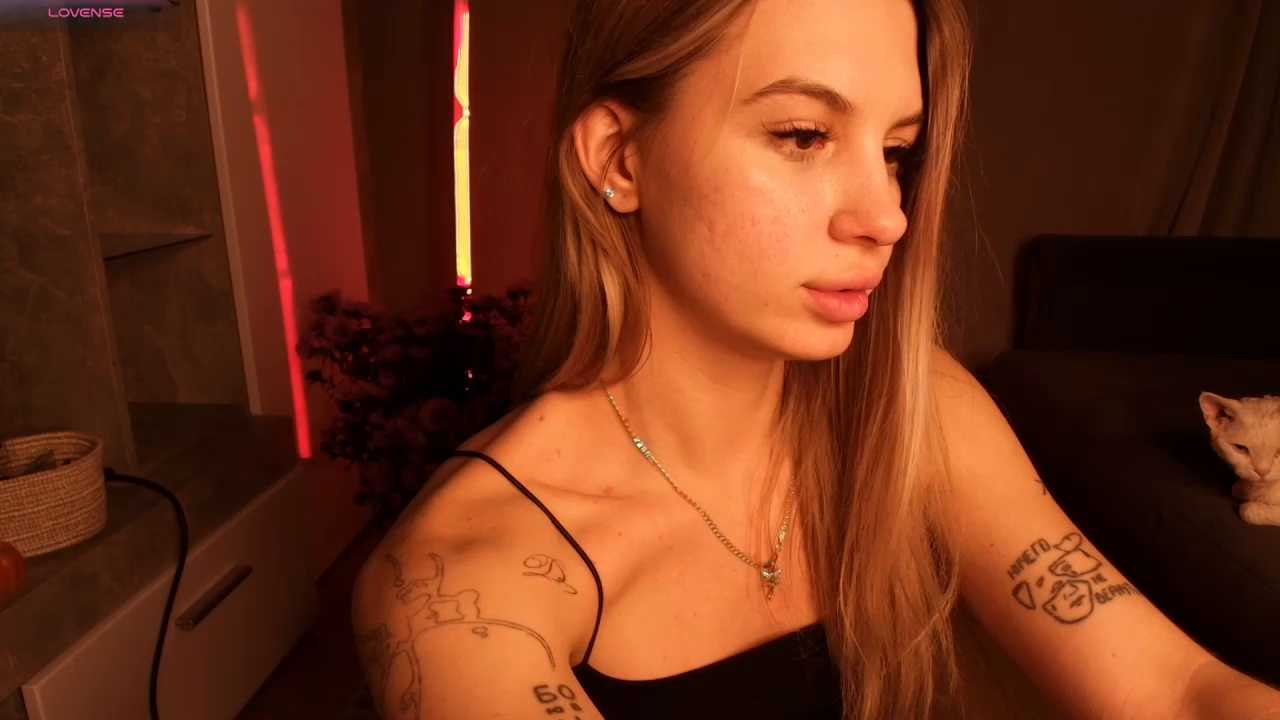 Eziliz Stripchat recording – Oct 18, 2026